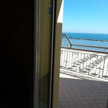 Hotel Aurora